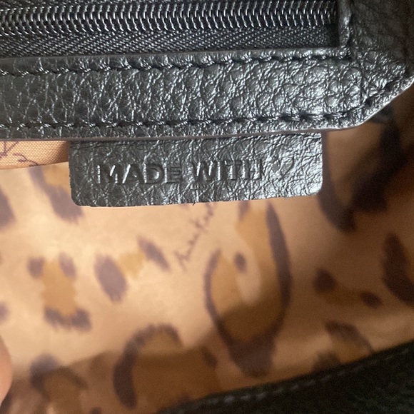 Aimee kestenberg cute shoulder bag. Does not come wrapped or with tags - Picture 4 of 5